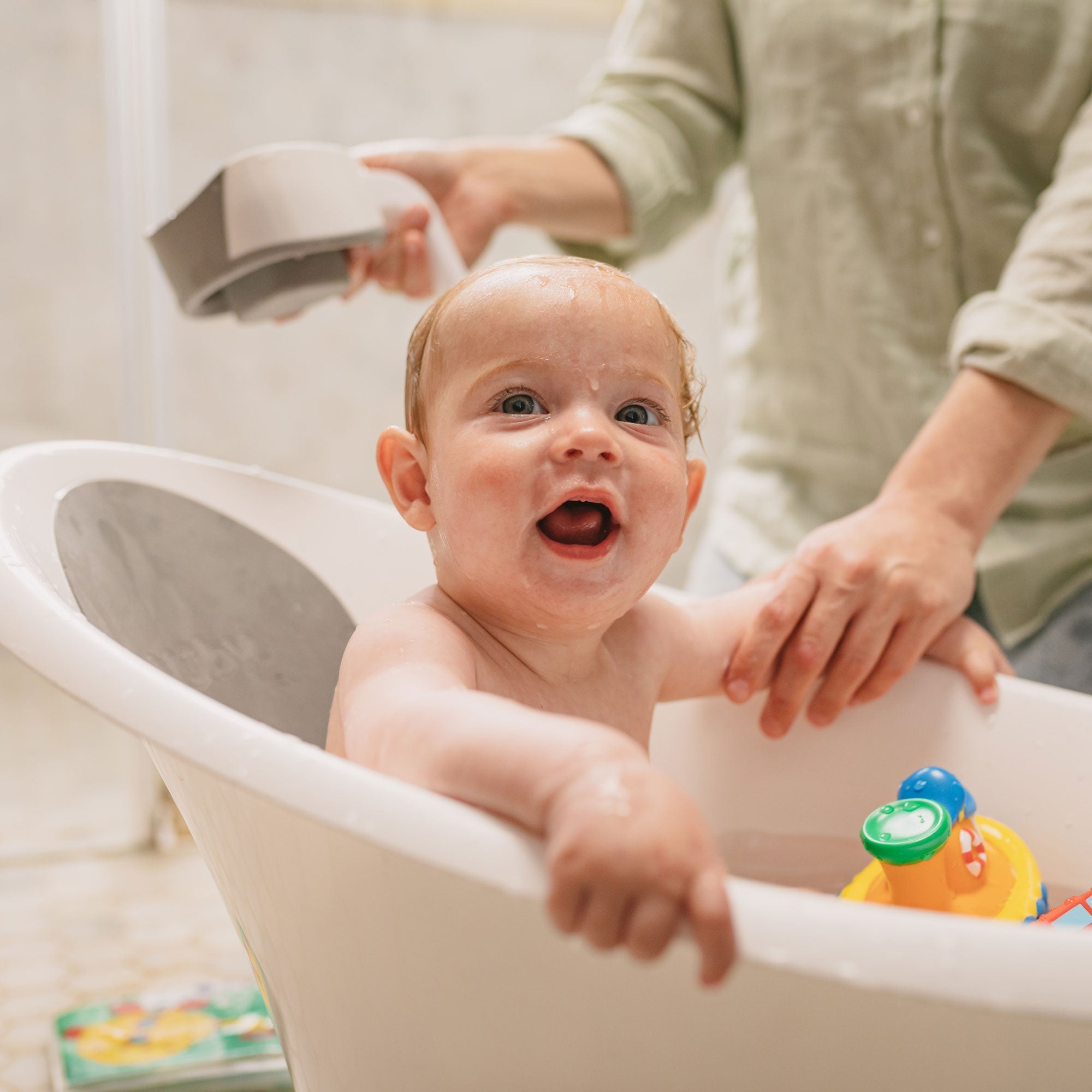 Collapsible Shampoo Rinse Cup
