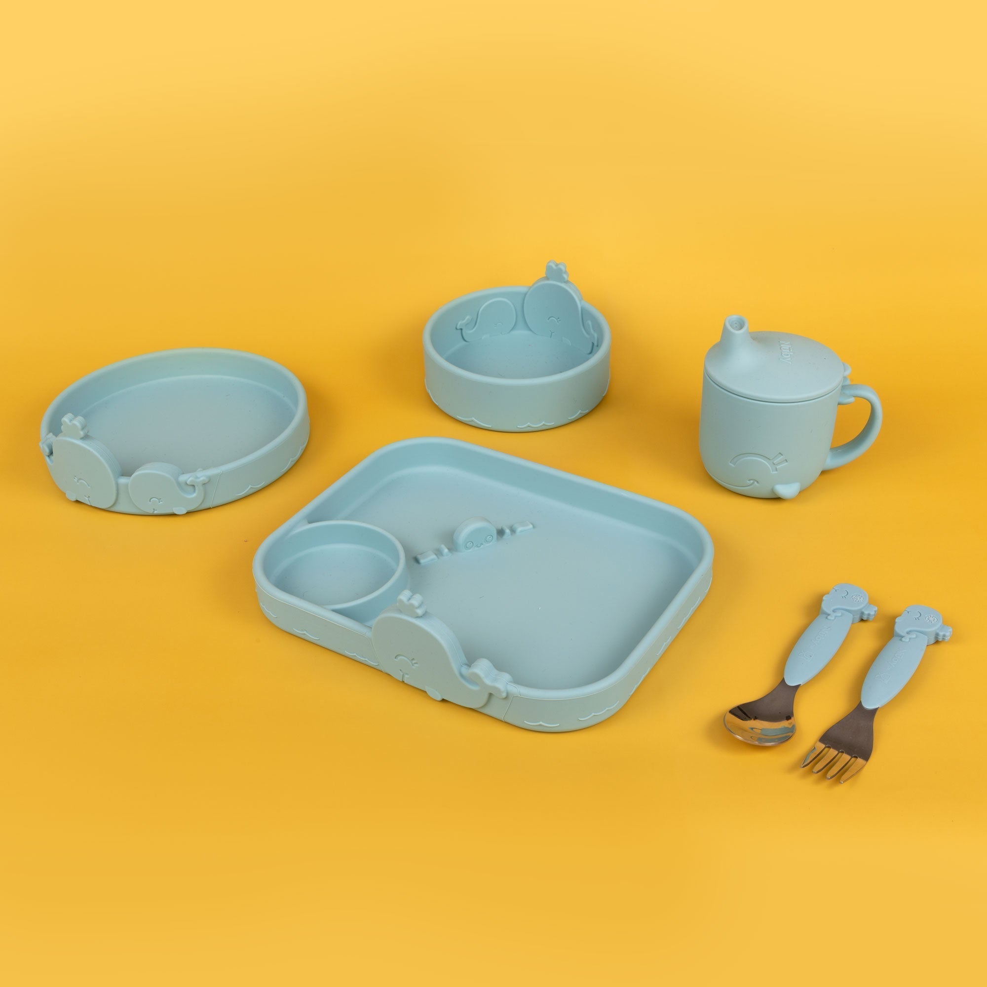 Animal Friends 6-Piece Dinnerware Set - Blue Whale
