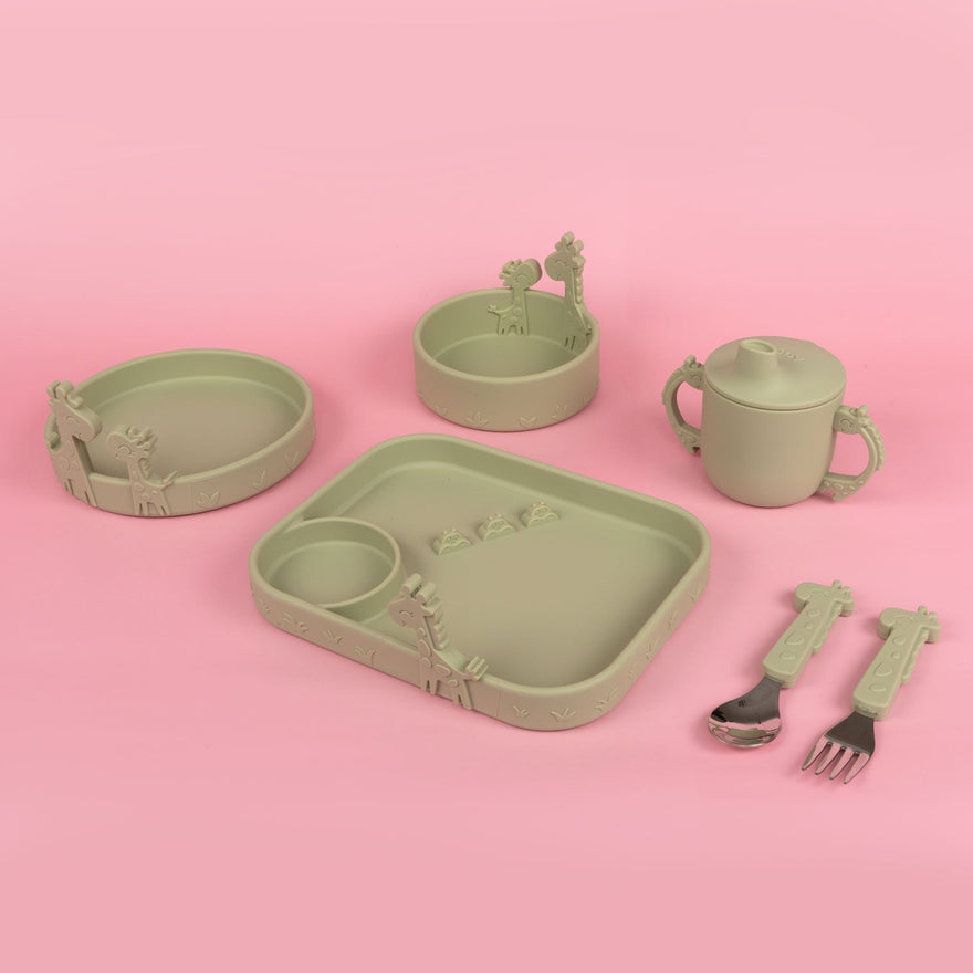 Animal Friends 6-Piece Dinnerware Set - Green Giraffe