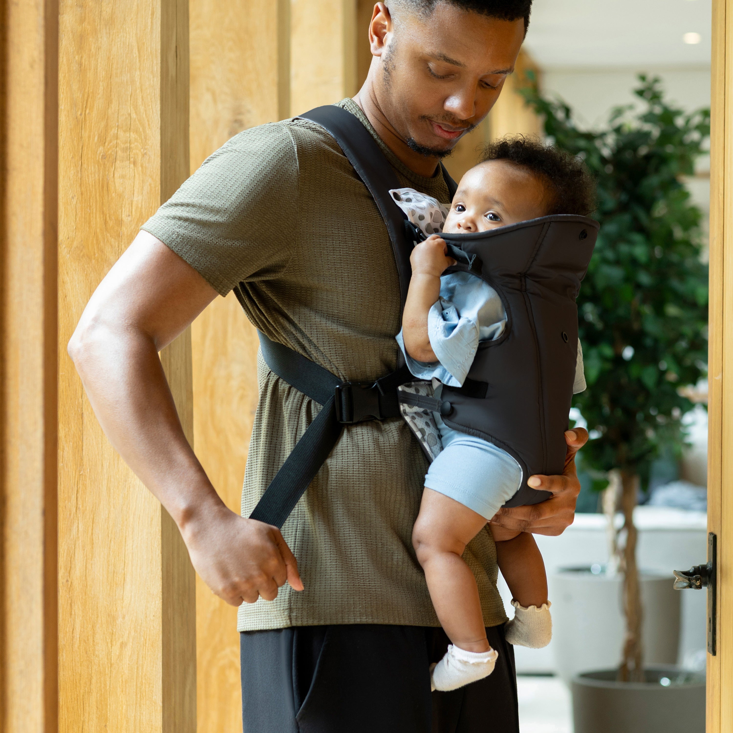 Classic Baby Carrier | Black